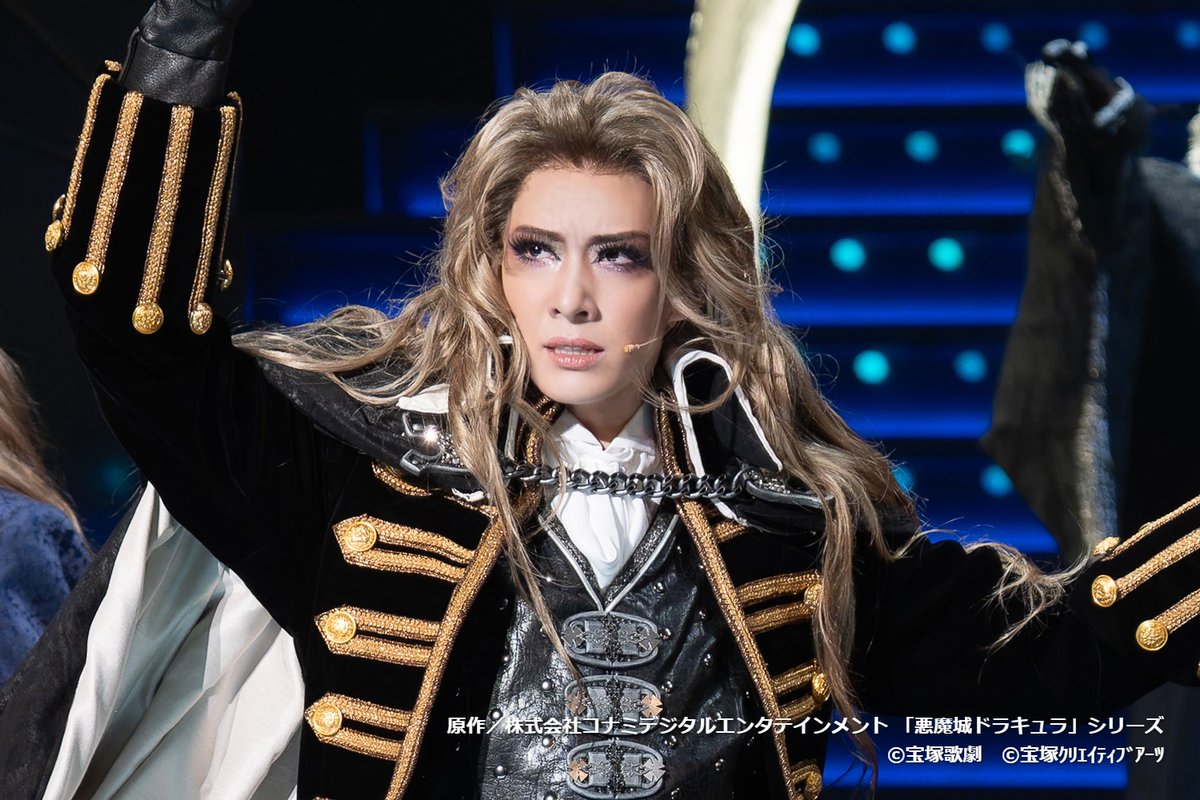 sptv_enta's tweet photo. ／
TV初放送！
『悪魔城ドラキュラ（’25年花組・東京・千秋楽）』
出演：永久輝せあ、星空美咲、聖乃あすか
＼

人気ゴシックホラー・アクションゲーム「悪魔城ドラキュラ」（海外名：Castlevania）シリーズを、宝塚歌劇初のミュージカル化。

8/2(日)21:00〜
TAKARAZUKA SKY STAGE
#花組 #スカパー https://t.co/CiLidoaxXN