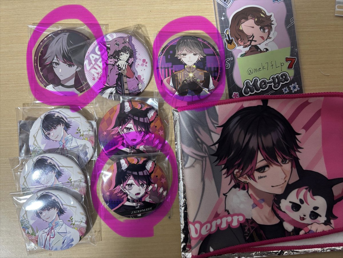 suisui_cha_'s tweet photo. @mek7fLp ご連絡ありがとうございます。
当方◯付けたもの探しておりましたため、ぜひその中から交換いただきたいです。
また、交換いただけるブロマイドは🚬🐬🚩🦊両方でよろしかったでしょうか？
そちらも含めてご検討いただけると幸いです。
DMでのご連絡のため、フォロー失礼いたします。 https://t.co/SKIJdzRqDO
