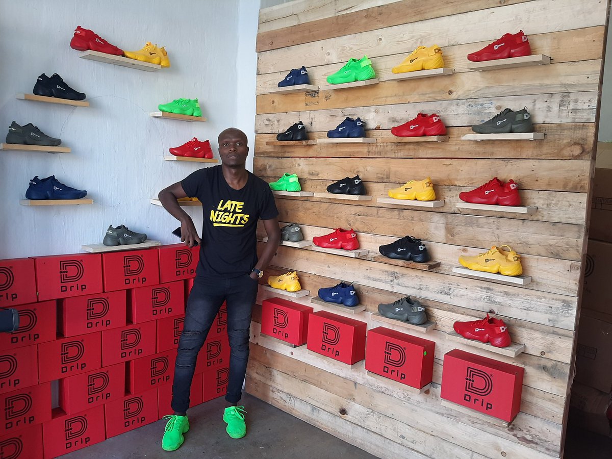 LekauSehoana's tweet photo. On this day 7 Years ago i sold the very first pair of @DRIP_rsa . On F2 i had turned my apartment into an unorganised warehouse. 

F3 i had just gotten my first 18 Square meter warehouse at Co-Space Midrand. That’s January 2020. 

F4 we were still pushing in the streets and disrupting the market. 

7 Years of Scaling, building, losing, winning and creating over 300 jobs. 

7 years later, we do it again. 🙏🏿