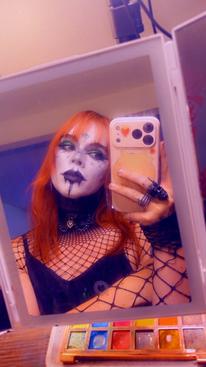 🍓🩸Goth Strawberry Shortcake🩸🍓 tweet media