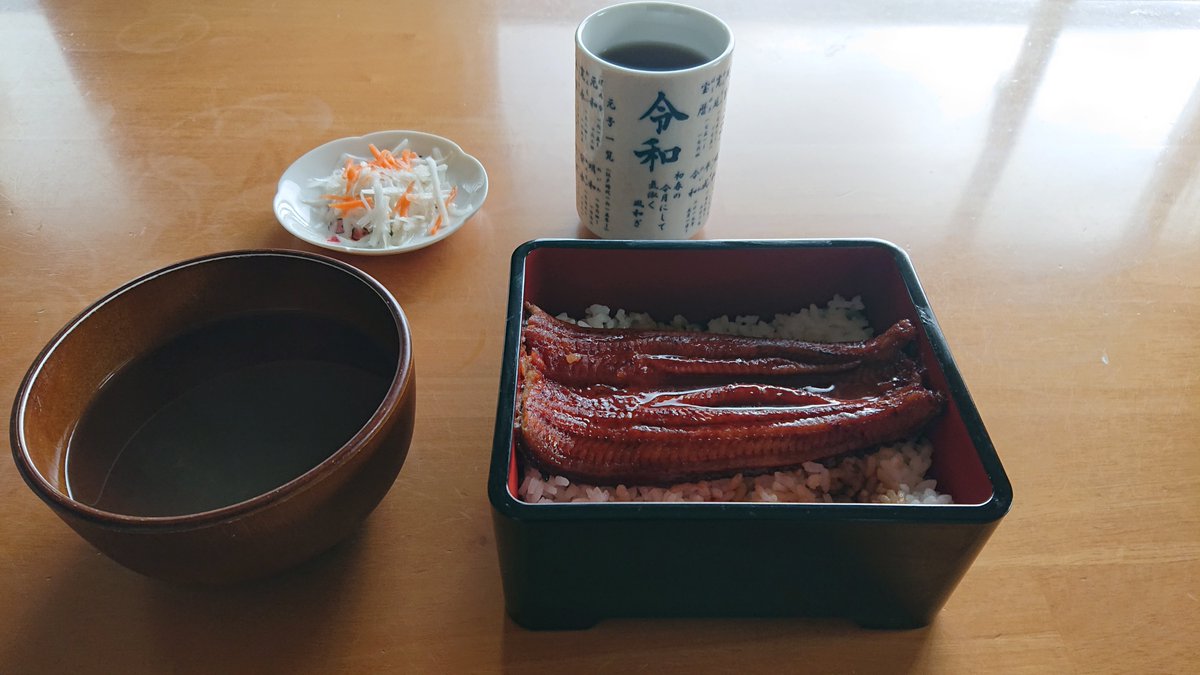 KawamataMail's tweet photo. 今日は、土用の丑の日。2026年7月26日(日)。昼食にうな重を食事しました。とても美味しい❗ https://t.co/ZP3E91FI32