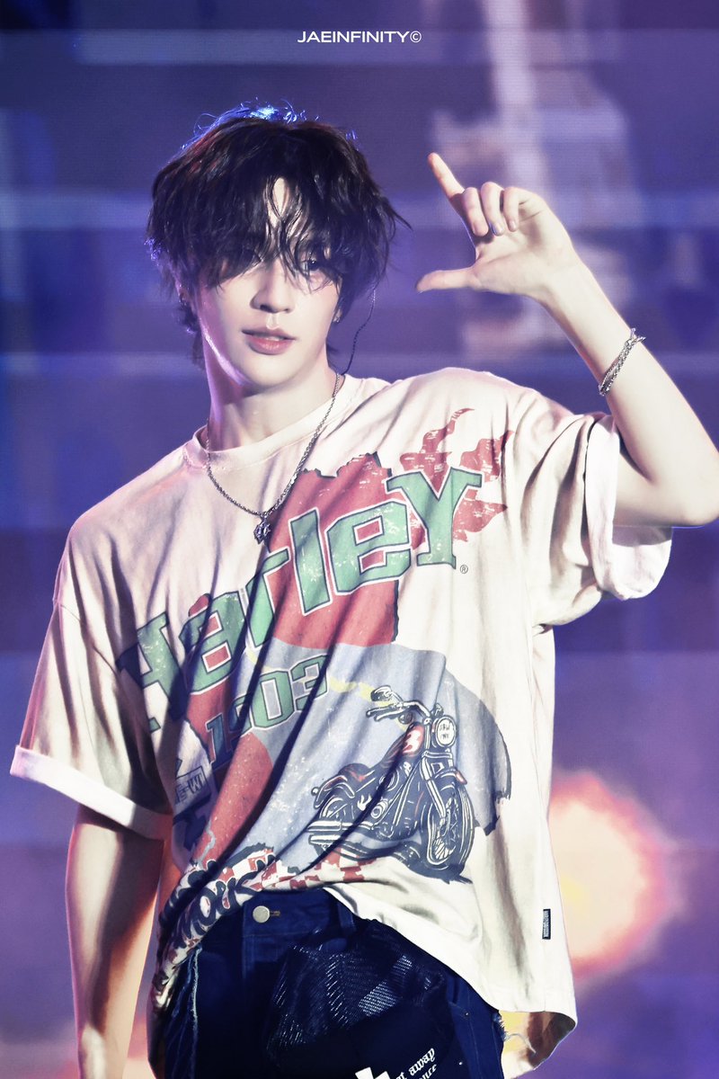 JAEINFINITY1020's tweet photo. 260725 보령머드축제

🤘🏼

#JAEIN #재인
#KEYVITUP #KVP #키빗업 https://t.co/UmAWLImKMZ