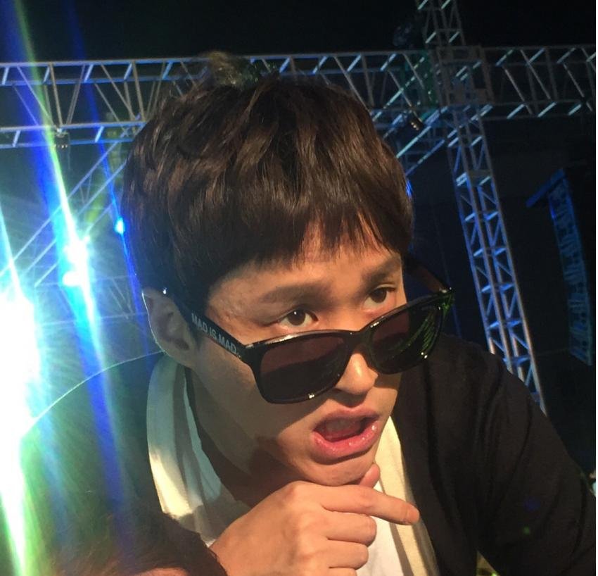 catjeongsigi's tweet photo. 아니 이선웅 이렇게 귀여우면 어떡함;;;;; https://t.co/36MrAcdmur