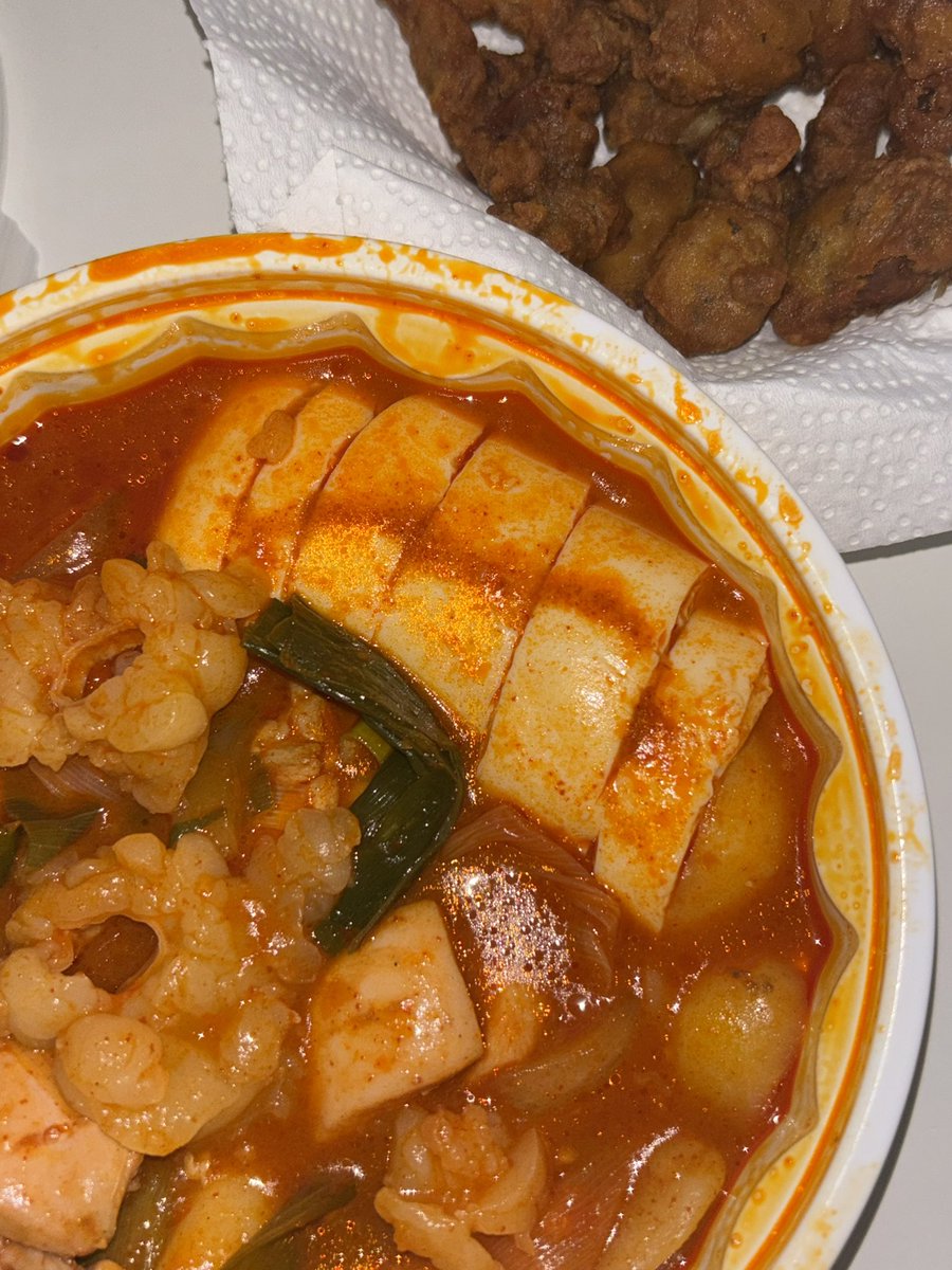 Qs2S2________'s tweet photo. 계근상 닭똥집 드셔보신 분 (존맛 https://t.co/PTitelp4KO