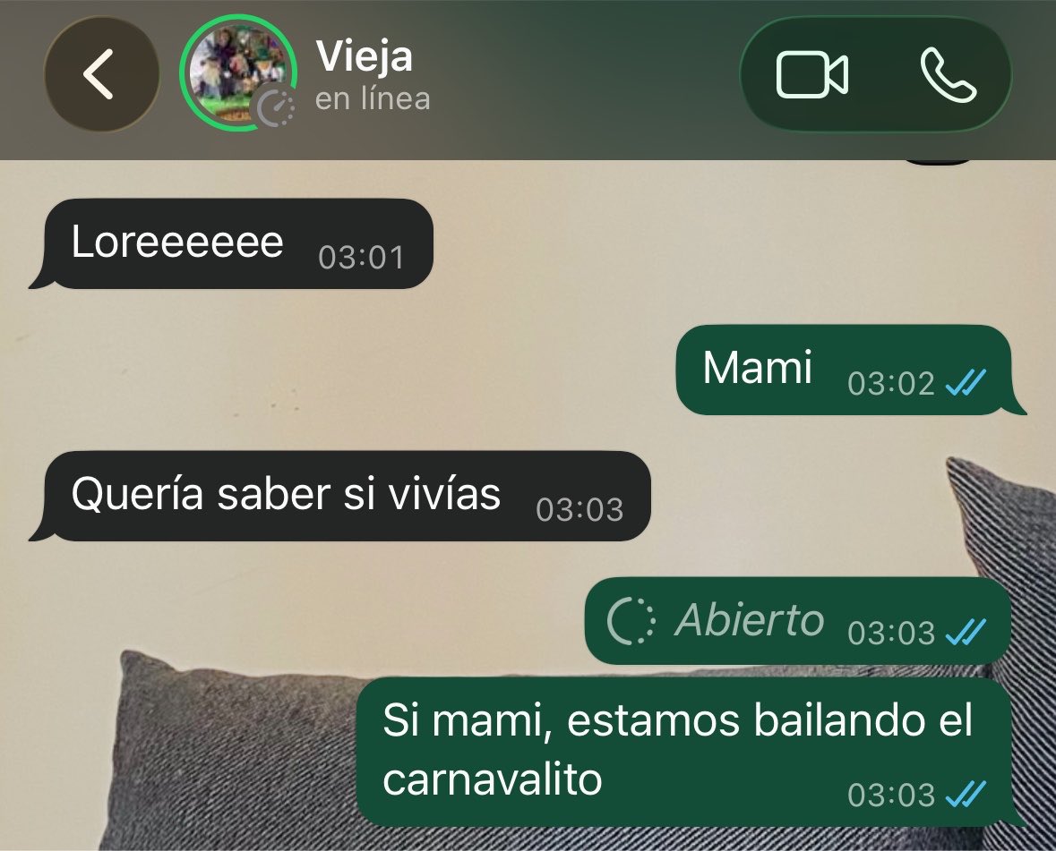 Loretaa87's tweet photo. Perdón mamá, esto creaste https://t.co/55wk7jyMMh