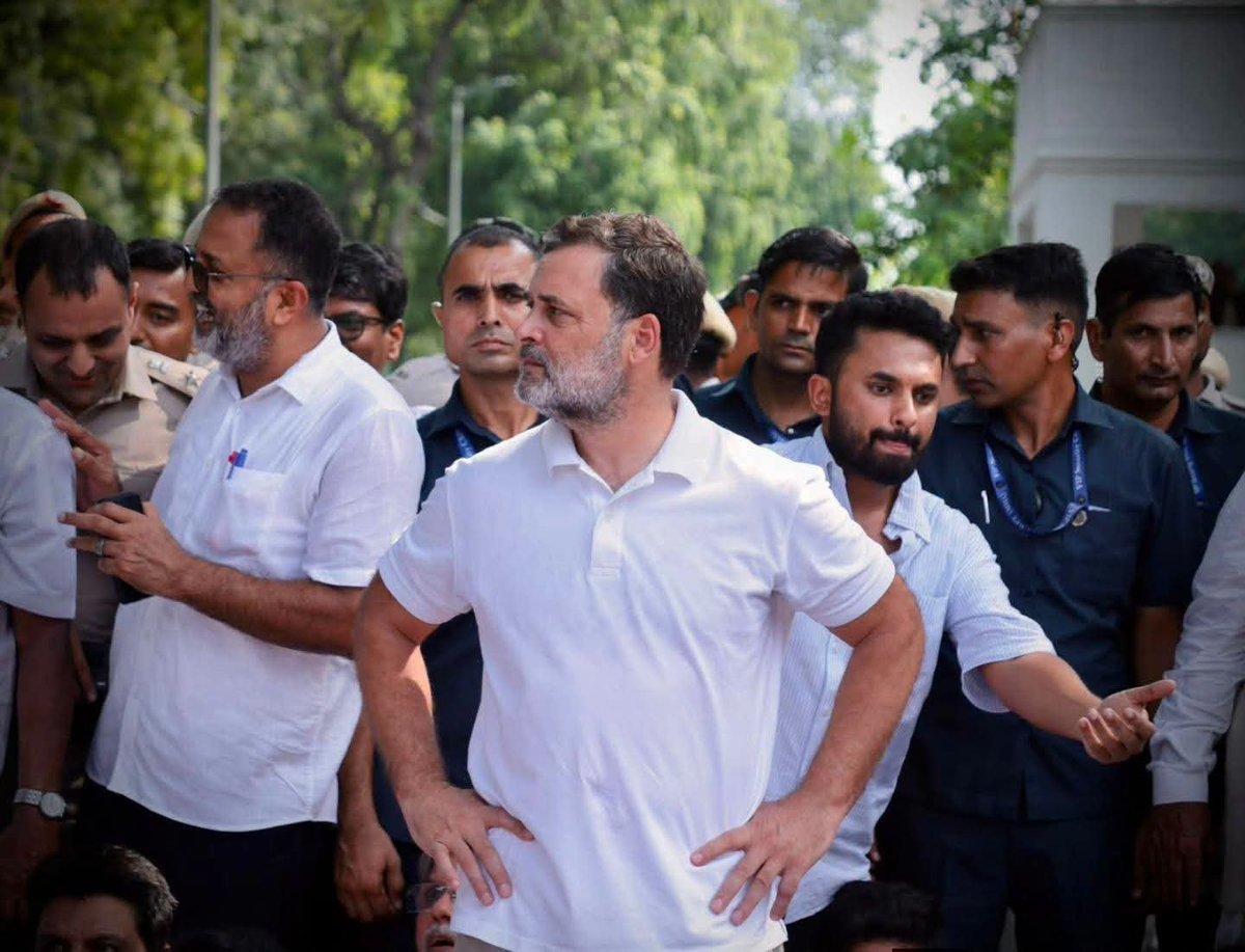 RahulaJhalatala's tweet photo. RAGA ♥️ https://t.co/hiJJE55x8d