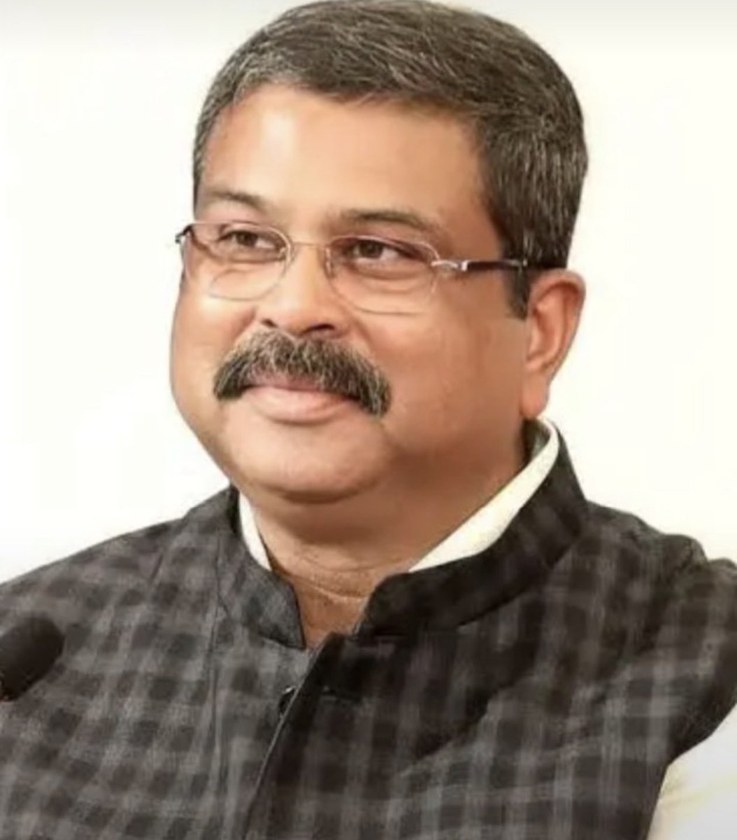 imSunilKr_'s tweet photo. क्या शिक्षा मंत्री का इस्तीफ़ा देना सही है??
हाँ या ना ?
देश में चोरों का भरमार बीजेपी की देन नहीं है यह कांग्रेस की देन थी, इसकी वजह से देश असुरक्षित था! बीजेपी ने समस्या के समाधान के लिए कार्य किया और कर रहे है!
मेडिकल भर्ती परीक्षा में कांग्रेस के राज में बड़ा खेल होता था! https://t.co/ovKwCLuEBo