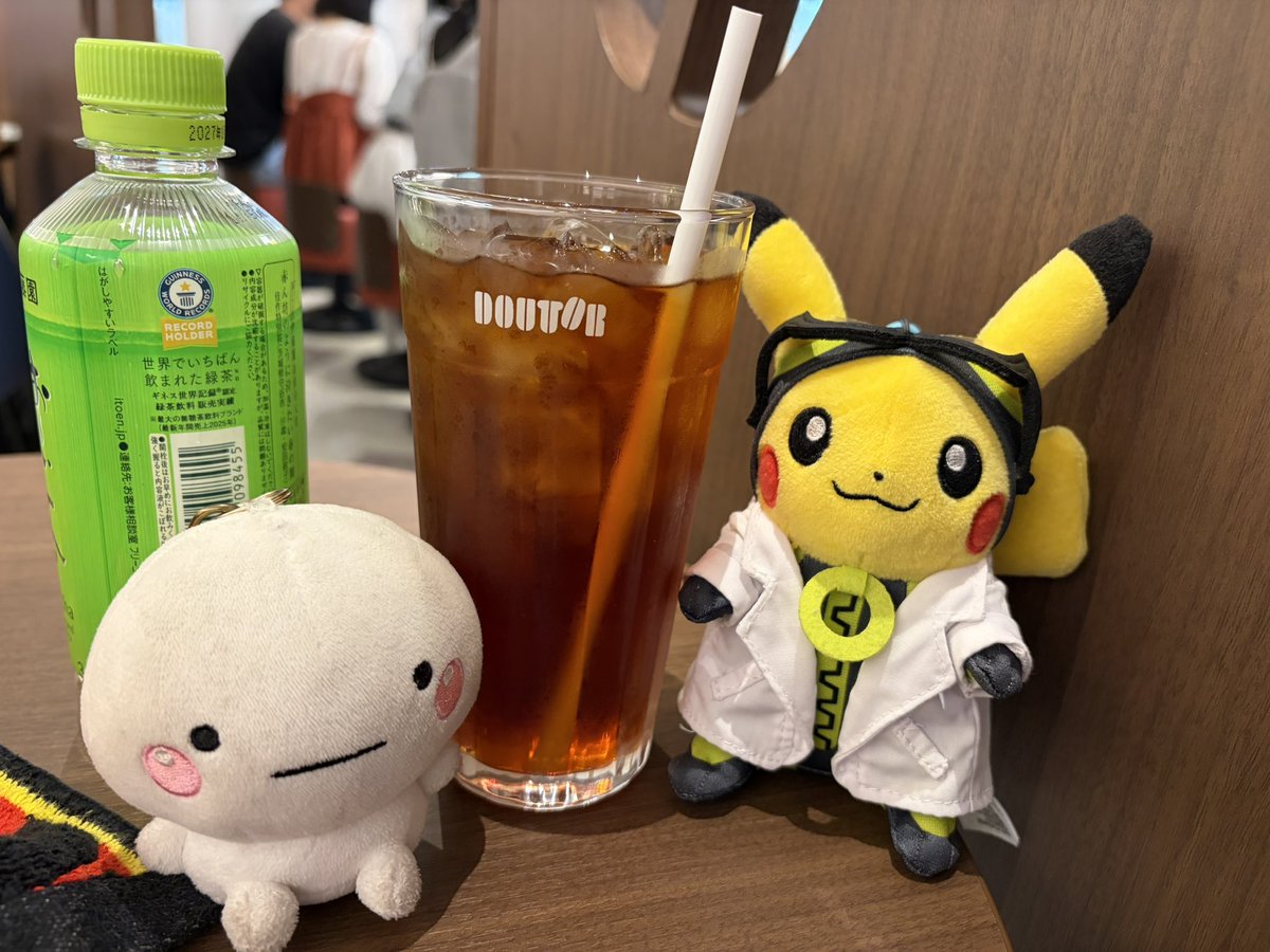 zono_zono's tweet photo. というわけで休憩中。
後はヒノアラシに背景つけばな… https://t.co/nM0lczuHiu