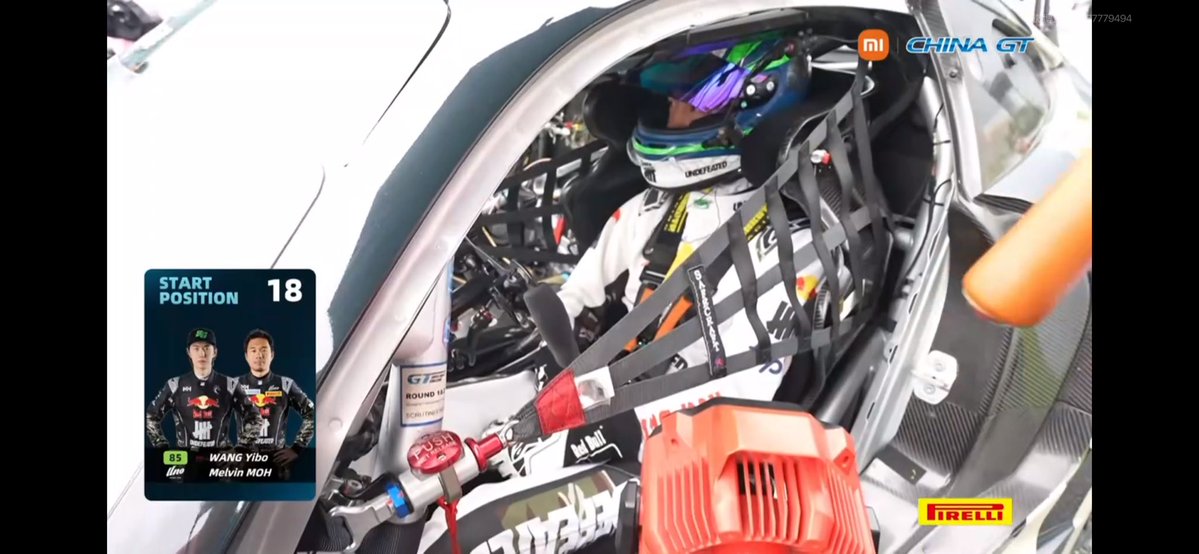 HappyLucky9785's tweet photo. ราบรื่นปลอดภัยน้า

85RACING ENGINE ROARS
#WANGYIBOxRACE2CGT2026R3 https://t.co/FVAGC1Ncbp