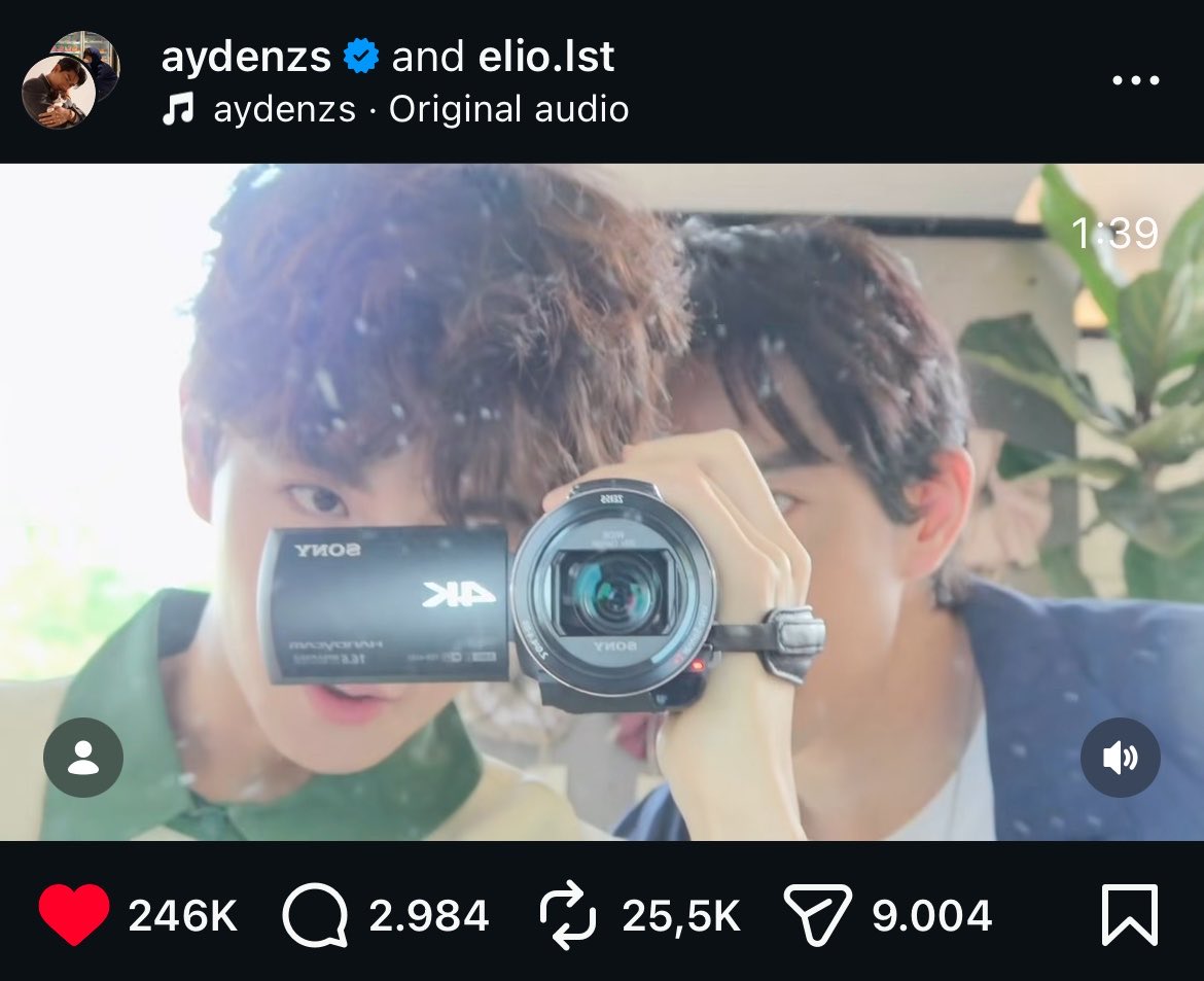 tioan's tweet photo. no way the rumour is true they’re gonna sing 雨季 the song from their Aranya vlog!!

#政瞳 #aylio https://t.co/FnRxZLp3Fc
