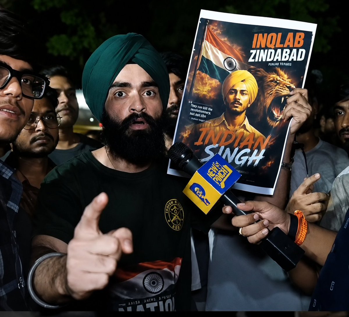 SAnwer80633's tweet photo. Tussi Great Ho पाजी

इस Protest को Successes बनाने में सरदार जी का बहुत बड़ा रोल है 

1. सरदार जी का एक ललकार भैया कहा बड़ा हो आवा हो  U.P से लेकर Bihar तक माहौल गर्मा गया और बिहार के हर कोने–कोने में जम कर आंदोलन शुरू होने लगा 

2. फिर सरदार जी ने Bengal और Jharkhand को भी हौसला बुलंद किया 
 वहां भी जम कर आंदोलन शुरू हो गया।

आखिर लास्ट में सरकार को छात्र के सामने झुकना पड़ा और ��र्मेंद्र प्रधान को अपनी इस्तीफा देनी पड़ी।