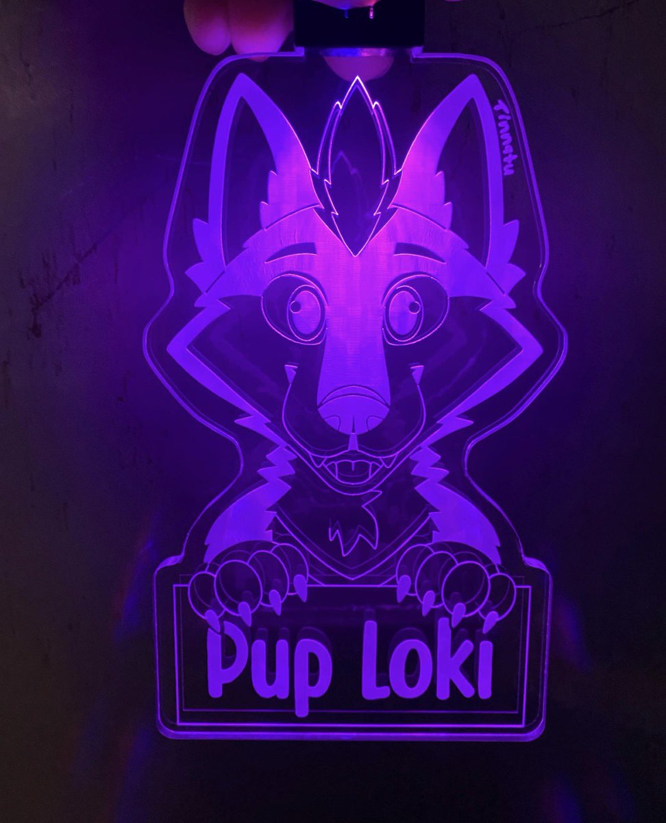AlphaPupLoki's tweet photo. New LED Badge!  Thank you to tinnatupaws for creating it for me! https://t.co/IQ15fJZm0E