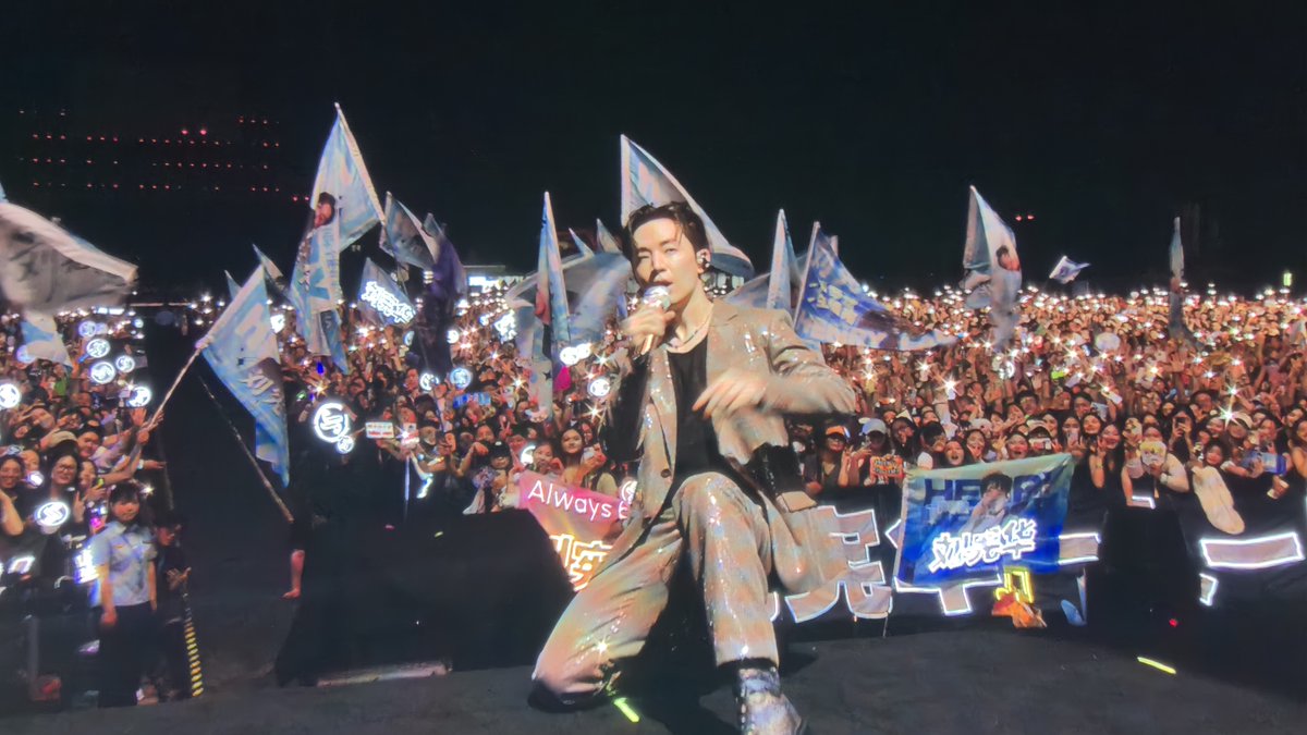 IssacCuchbo's tweet photo. 终于蹲到《快乐计划局》录制现场打卡！和嘉宾互动超嗨，谁懂综艺现场的快乐浓度 https://t.co/QJqQ2FhNRi