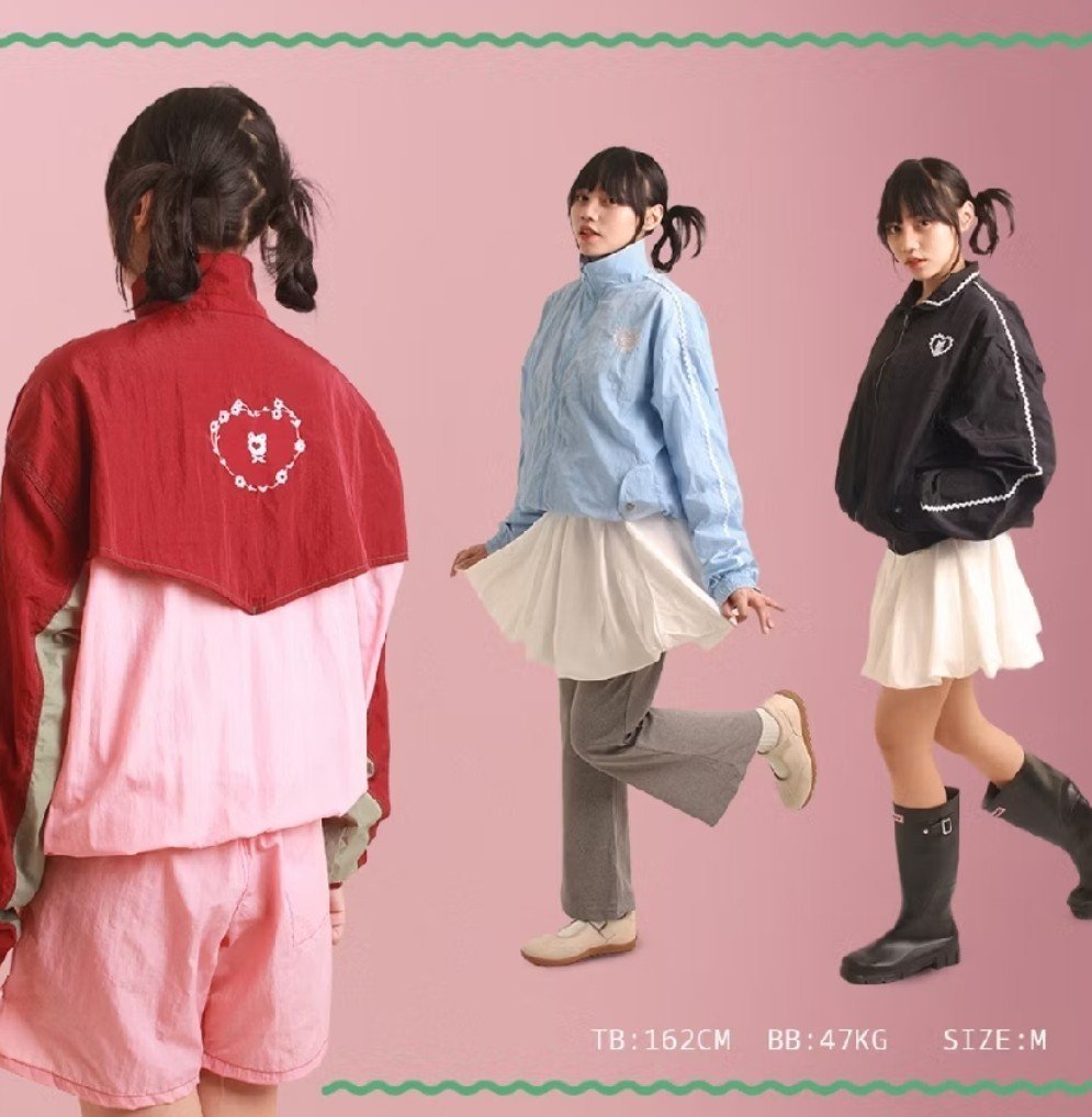annasaach's tweet photo. POV: Lagi iseng cari jaket olah raga, eh malah nemu jaket selucu ini 😭🫶 https://t.co/GJNVu90X43