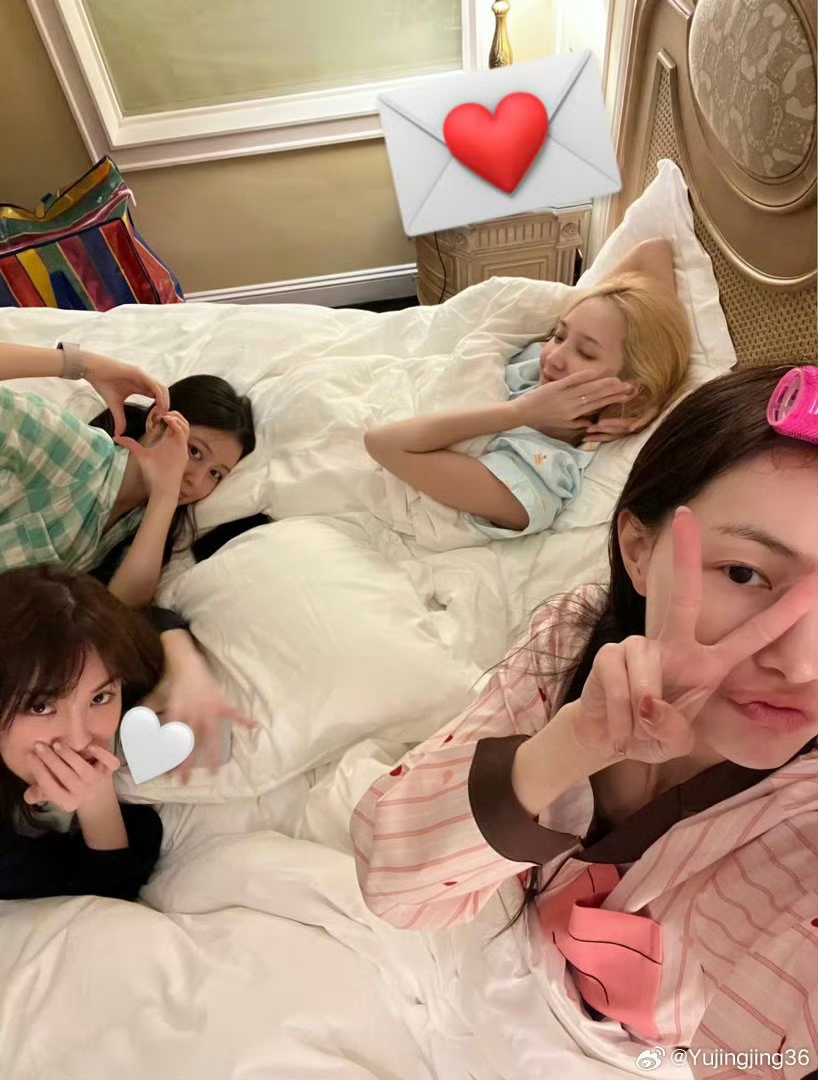 Moss_woo's tweet photo. จาก WEIBO ของ Jingjing

#EnemiesWithBenefitsFMinMacau
#JANHAE
#Janjingjing https://t.co/TlrnMwFwS6
