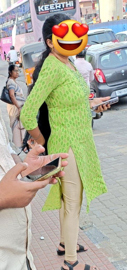 Candidzpy's tweet photo. Random ponnu 🥵 epd irruku kundi 🥵 https://t.co/QNDe8cOxEb