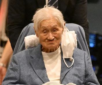 Awakend_Citizen's tweet photo. え？これ森さんなの？？？ https://t.co/ia2WshqEOC