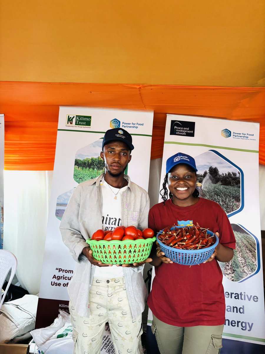 SangwaSifa's tweet photo. Thrilled to connect with @DevStiven at the #RwandaAgriShow2026!

Stiven is a true regenerative agriculture champion from Rwamagana district, proving how combining regenerative farming with clean energy delivers an abundant harvest.

Through the Power for Food Partnership, @RccdnRwanda, @SNVRwanda, @peace_pdn, @RwandaAgri, @RwandaAgriBoard, @epd_rwanda, @L4dRwanda, @KilimoEAC, @RwandaInfra, and partners are scaling these sustainable solutions across Rwanda's agri-food systems.

The initiative is being rolled out in @NyagatareDistr, @BugeseraDistr, @KayonzaDistrict, @RutsiroDistrict, @RwamaganaDistr, and @RubavuDistrict, ensuring #RA_PURE solutions reach communities where they can make the biggest impact.
