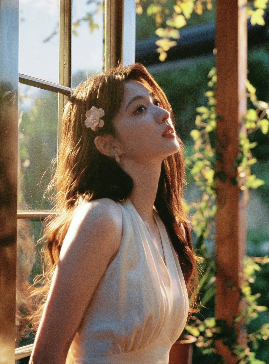 lilszh's tweet photo. Yang bayar                                    Yang cantik https://t.co/ve8NBM0qIt