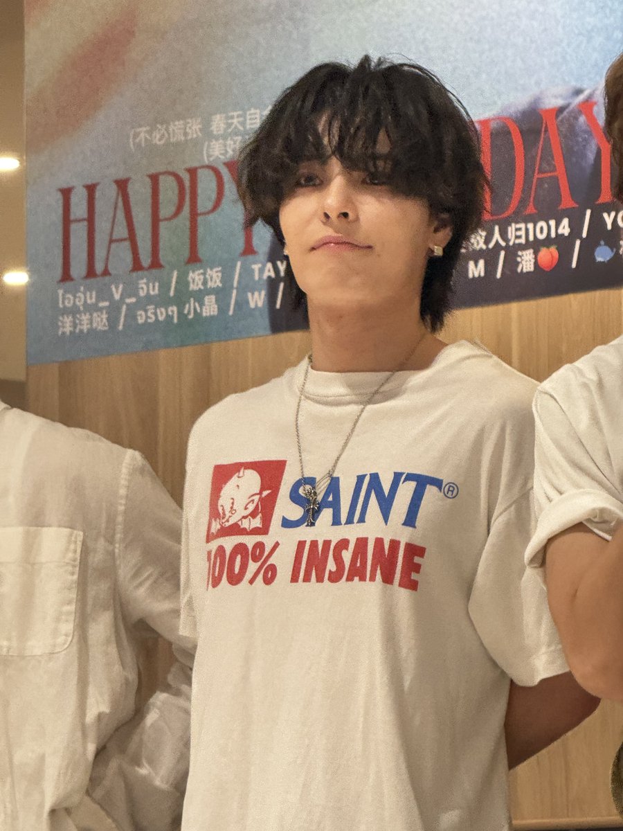gasgrad23's tweet photo. หล่อสว่างมากค่ะ 🫶
#WOLFANDWANDER_1stFanGathering
#WOLFANDWANDER_BetterLife
#WOLFANDWANDER 
#GLDH
#WOLFHOWLHARMONY https://t.co/cDlQqul0Dy