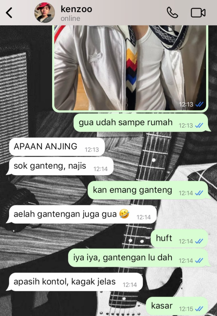 evlnyul0's tweet photo. #hyeonkeon
(#hyeonhoon #keonhoon) 

few tweets au from (Love, a genuine challenge) 

: kayaknya ada sesuatu nih https://t.co/vUEmvvKohl
