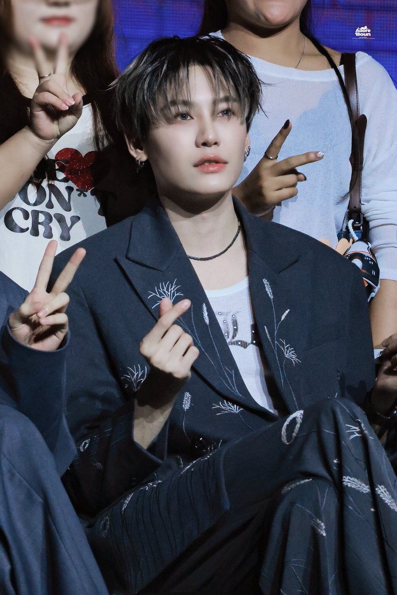 Adore_boun's tweet photo. EMBPFK FEEL THE FUN TOGETHER
#bb0un #FFFPartyConcert2026D2
@bb0un https://t.co/6PHLIaRYmk
