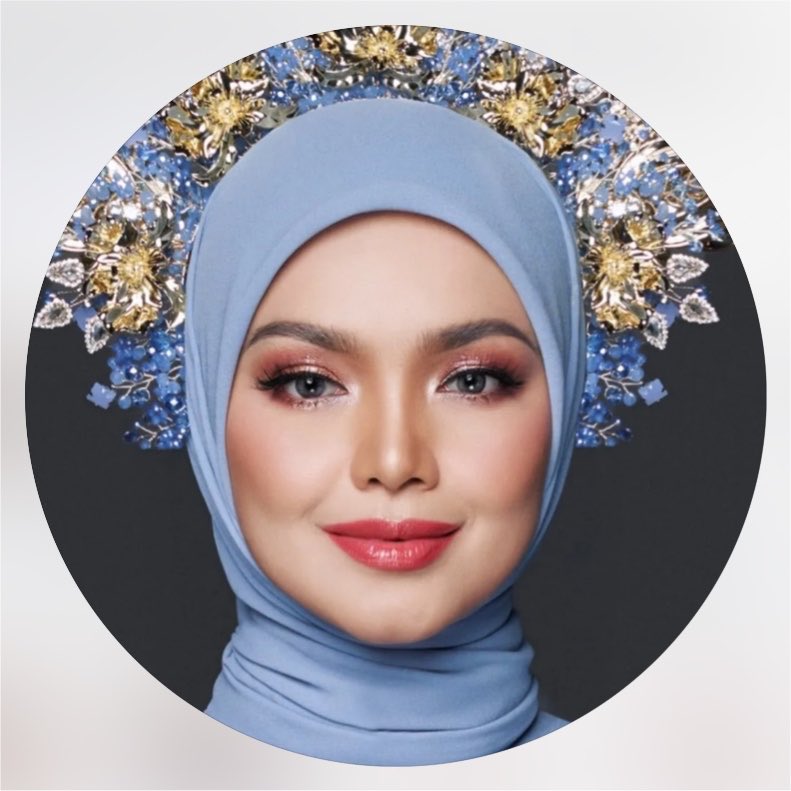 Sitizen11's tweet photo. Ctdk’s (Siti Nurhaliza) Instagram DP updated 🤎💛💙🤍
#SitiNurhaliza
#BiduanitaNegaraSitiNurhaliza
#GEMABUMANTARA https://t.co/uY1yBln8OS