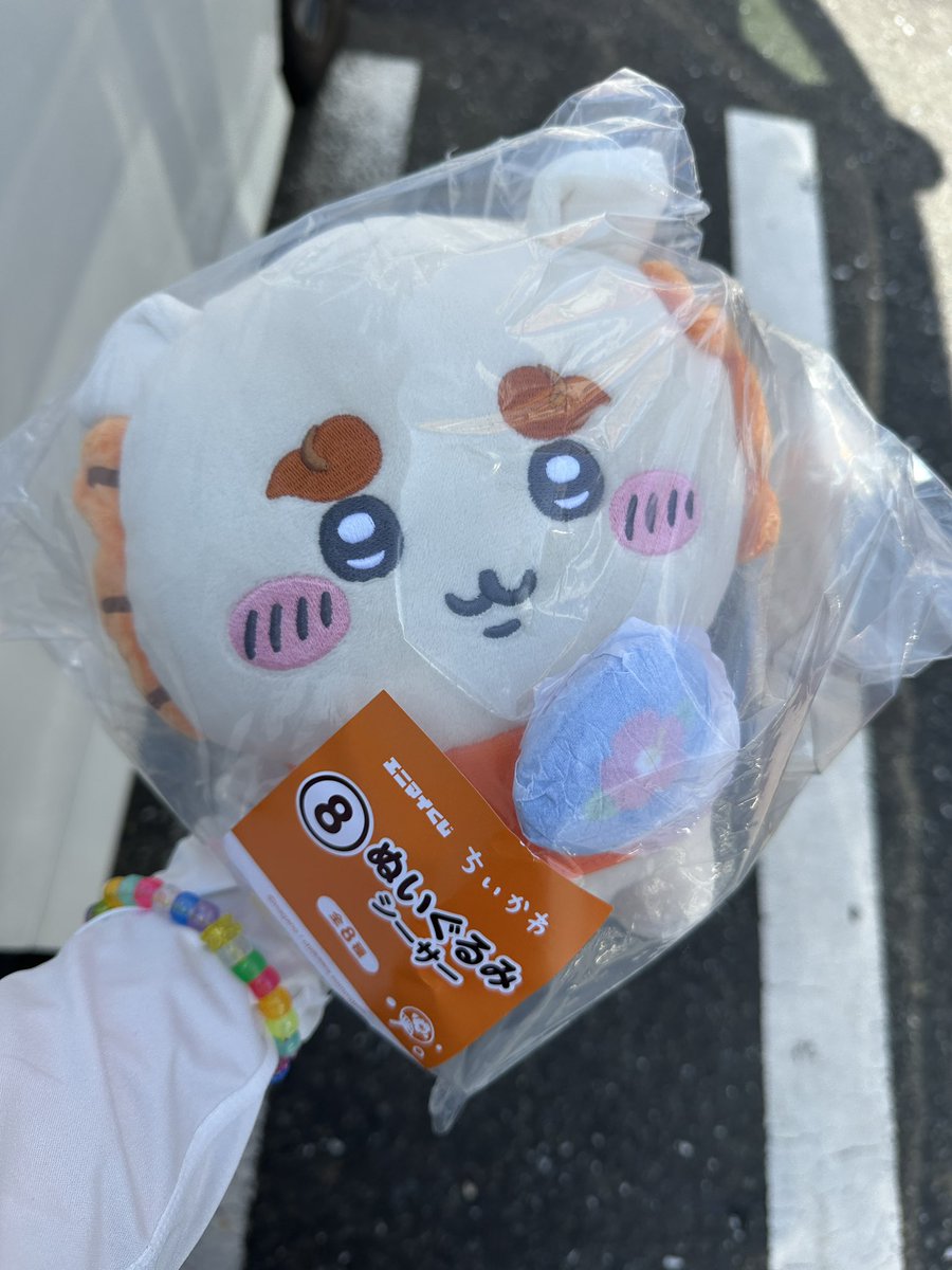 urippppp's tweet photo. ちいかわ　くじ

譲】 ⑧ぬいぐるみ　シーサー
求】 風鈴　ちいかわ　ハチワレ　うさぎ
　　どれでも可

条件が合う方、お気軽にお声がけお願いします\(◡̈)/ https://t.co/X1Pyti9OiC
