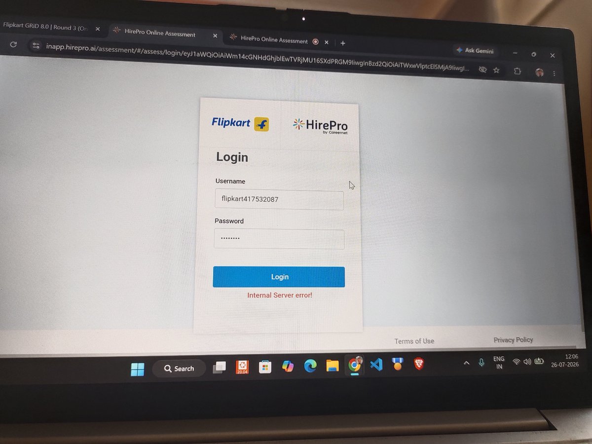 YashwanthP4115's tweet photo. Flipkart grid 12 noon slot guys started already or is it the same internal server error again https://t.co/gn0MVFyNBw