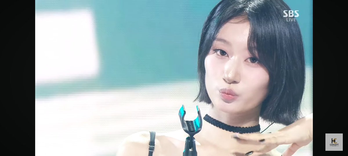 WWEKPOP's tweet photo. #INKIGAYO UPDATE:
#Hatq IS DONE PERFORMING WITH "LIFE GOES ON" AND THIS WAS GOOD!
#OURBIRTHDAY IS NEXT WITH "HUNGRY"
TUNE IN TO #INKIGAYO RIGHT NOW ON SBS ๐จ https://t.co/V7e0w3tKmy