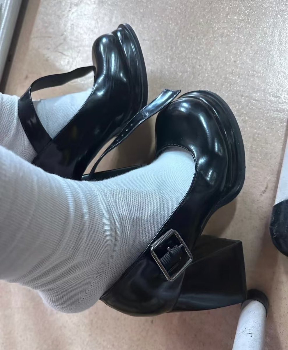Samaayth's tweet photo. 嘴上说着戒了几天的傻逼贱种，还是忍不住犯贱喽，抛掉脑子的感觉很爽吧，求着你亲妈压榨的样子可真下贱。#提款机 #ATM机 #白给 #女s #无脑贡 #工资奴 #atm https://t.co/OeIMiZL3Lj