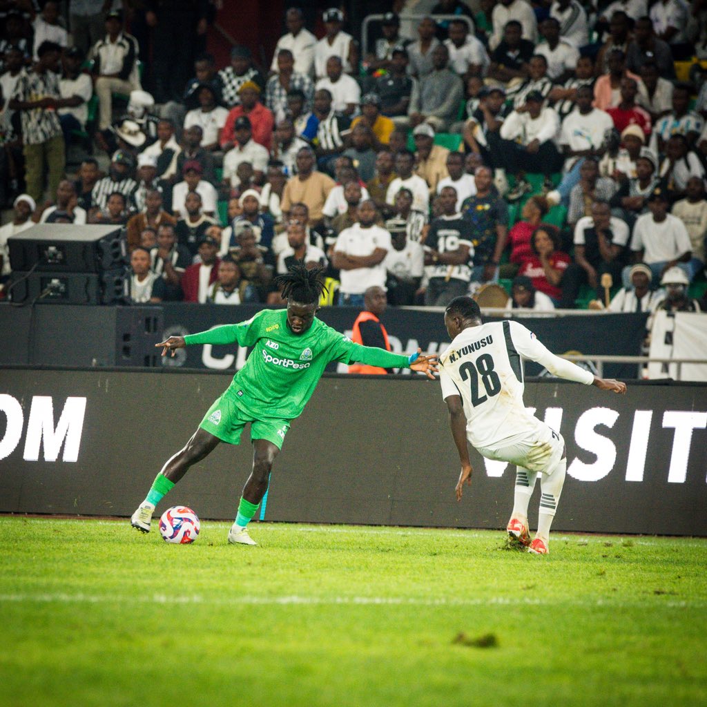 shengspear_1's tweet photo. Sharif Musa Sirengo Under The Lights!
🏟️ Amahoro Stadium,Kigali.
📸 @boxtoboxregista . #TaoNdani https://t.co/gI7JRfn6hv