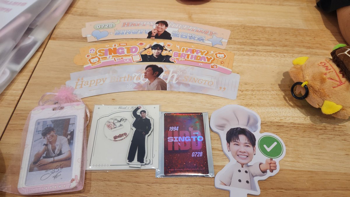 murasakihana02's tweet photo. 🥰😋 หม่ำๆ 

#SingtoBD2026
#SingtoPrachaya https://t.co/0ewlM8pIvt