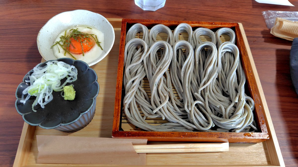 Sky19981108's tweet photo. 今日の昼も蕎麦屋。 https://t.co/5sLliXDylh