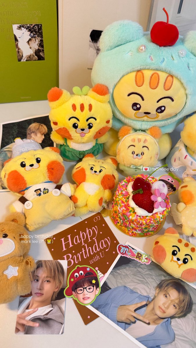 pmarkleehc's tweet photo. pre birthday //* (🎂) 
mark lee <3,🐯🍁♥️ https://t.co/dJTv4JTAtu