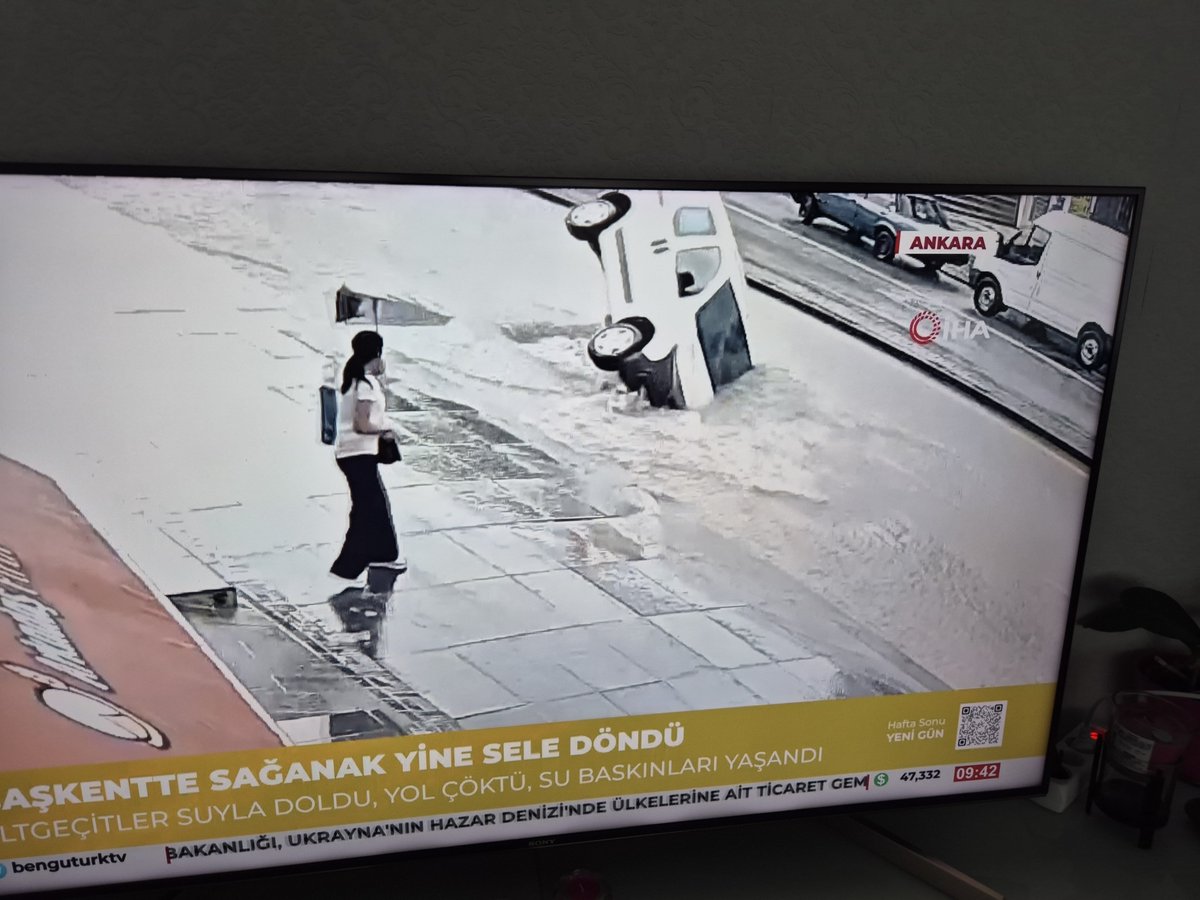 Halibrem1's tweet photo. @mansuryavas06 BaşkanCIK YİNE KOLTUĞUNDAN KALKMAMIŞSIN https://t.co/sPfRKaC3lG