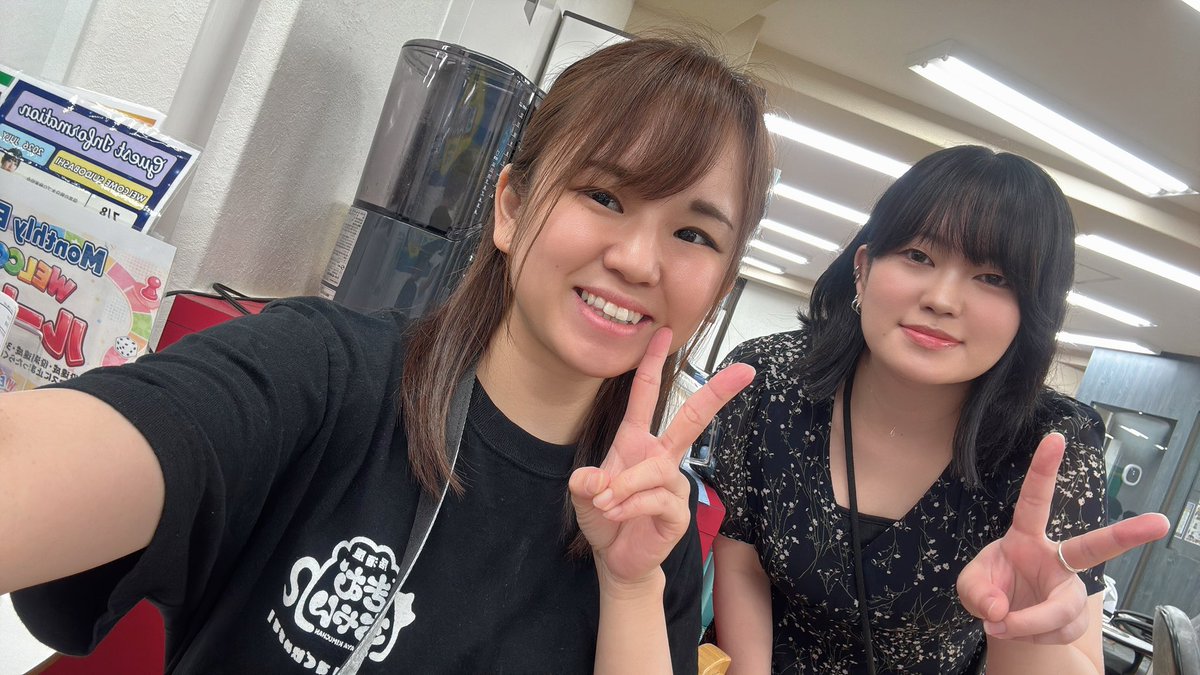 kimnee_ume's tweet photo. 水道橋ご近所さん雀荘2.1🐈

店長としてわからせてきました( ˘ω˘ )

水道橋ウェルカム様、宮城ゲスト20時までなので皆様ぜひ〜🙌 https://t.co/oRbAVkvZSU
