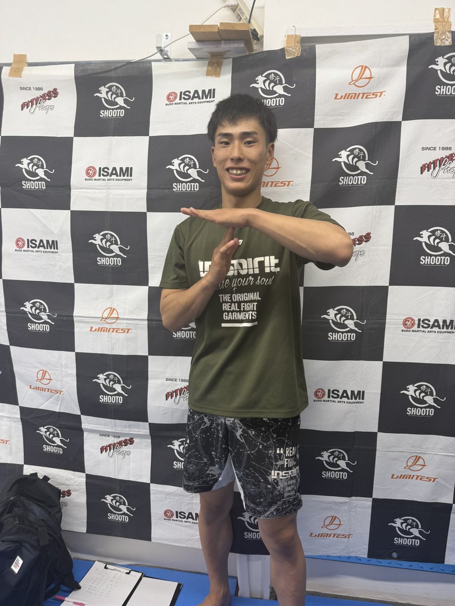 tike_tsuchiya's tweet photo. TREE ビギナー修斗デビュー戦勝利！
ユイおめでとう㊗️
大会関係者の皆さんありがとうございました！
応援、練習とありがとうございました！！ https://t.co/HfU200HCzn