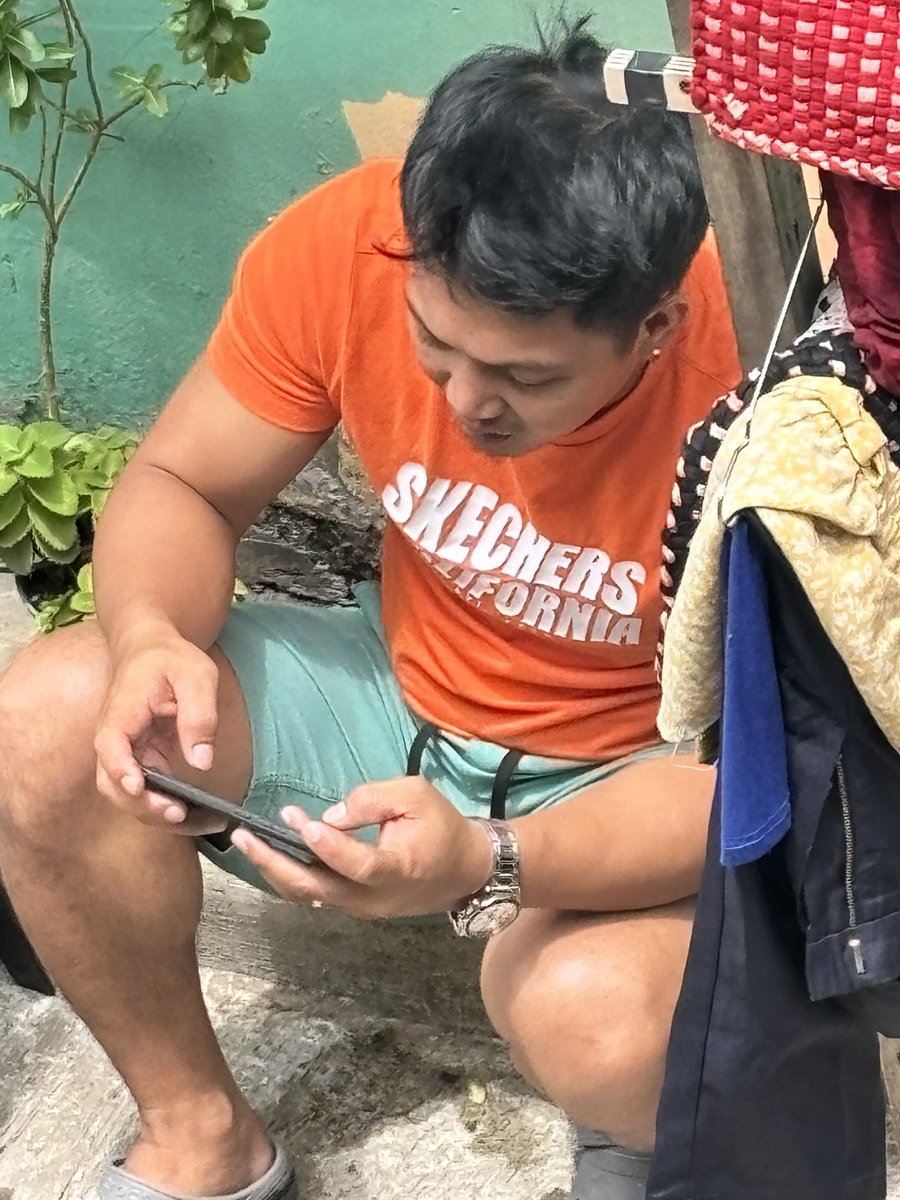 taurus_twink's tweet photo. Wtf sarap netong married daddy na kapitbahay namen🥵🥵 https://t.co/nFnIc9WR0m