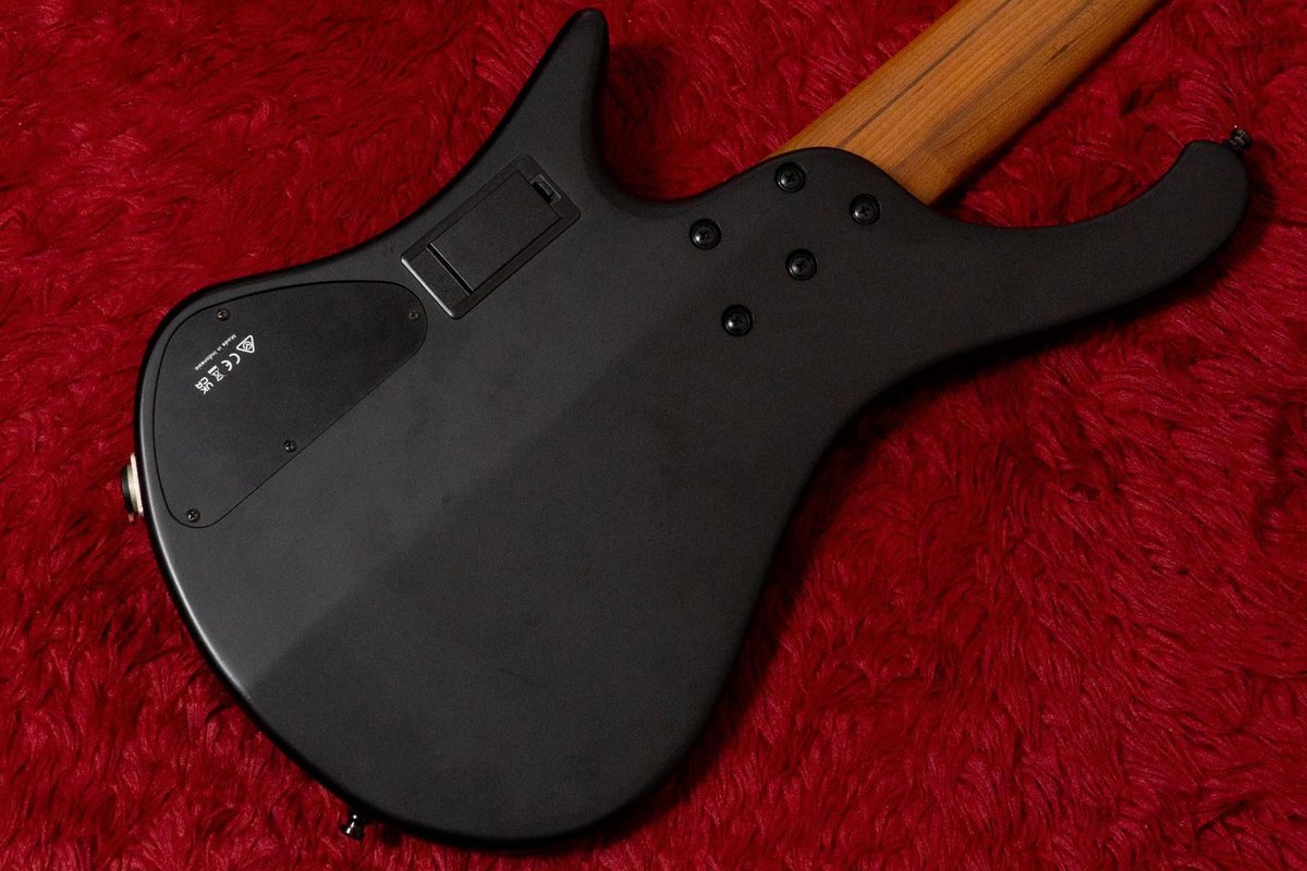 kaitorigeek's tweet photo. Ibanez / EHB1005MS 買取いたしました！

2024年製のヘッドレスモダンベース。PUはBartolini BH2、プリアンプはDELANO SONAR3に交換済みで、クリアかつタイトなサウンドが魅力です。

↓LINEから簡単見積もり

https://t.co/8n3aOIOpVR https://t.co/j39D7fKCRc