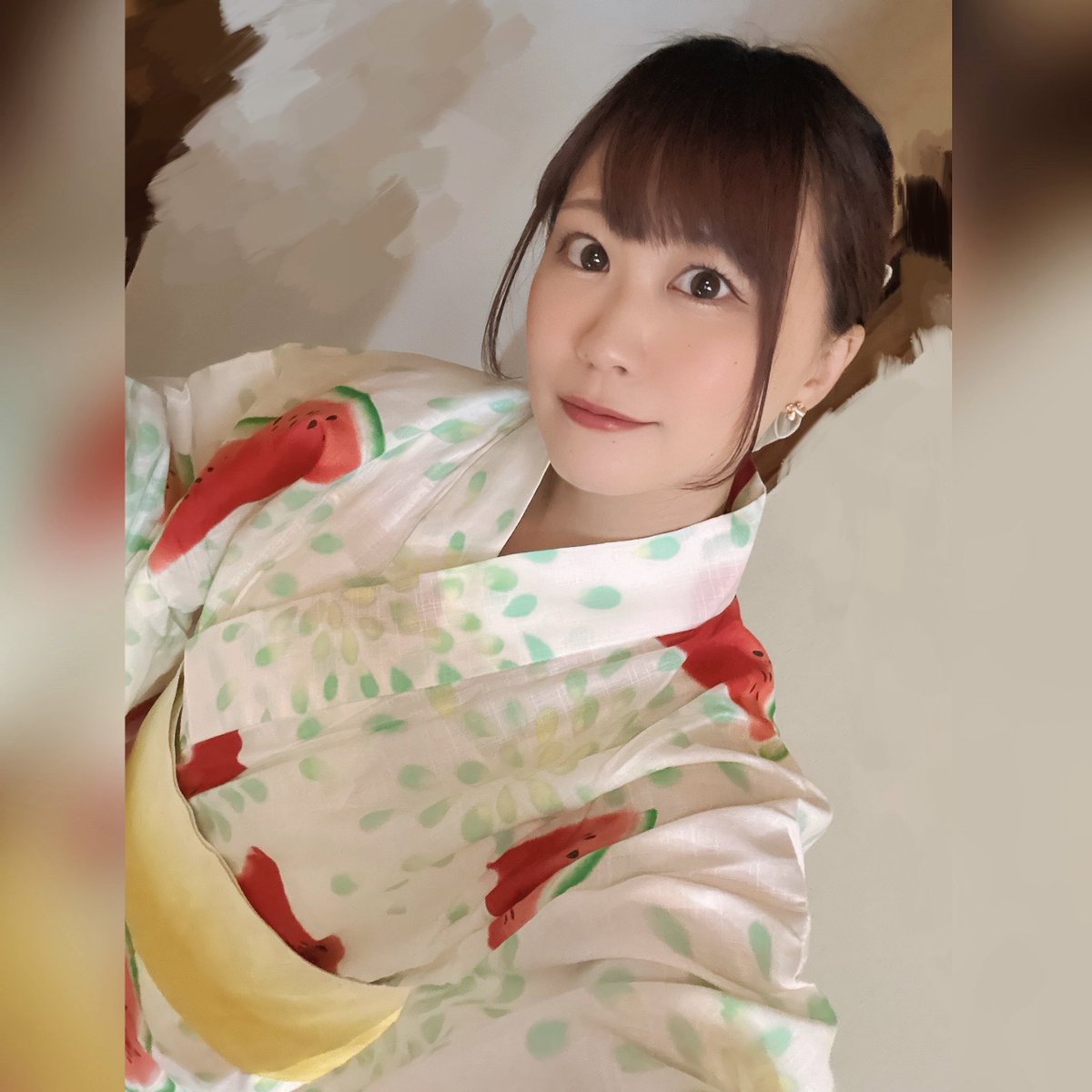 sena__777's tweet photo. 今日は浴衣の着崩し撮影してきたよっ( • ̀ω•́  )✧🍉柄の浴衣可愛いでしょ🥰
外で着る機会なかったから選んでもらえて嬉しかったです😊

お誘いありがとうございました🫶 https://t.co/yzbLdjzQIg
