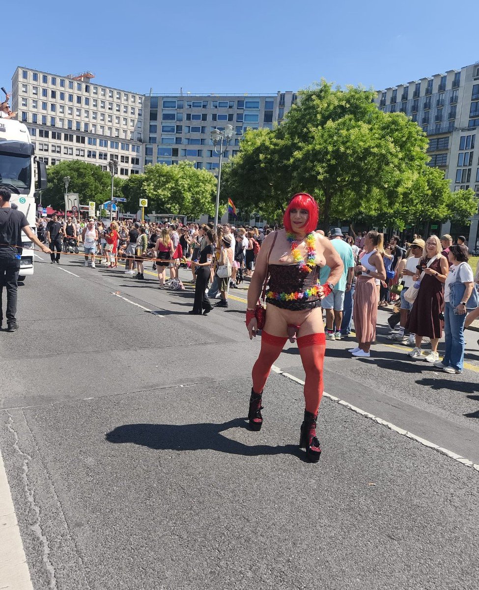 RonnyManicke's tweet photo. @argonerd Ganz ehrlich... Wenn ich sowas sehe, hält sich mein Mitleid in Grenzen.. um es milde auszudrücken ! https://t.co/tjaNaeON42
