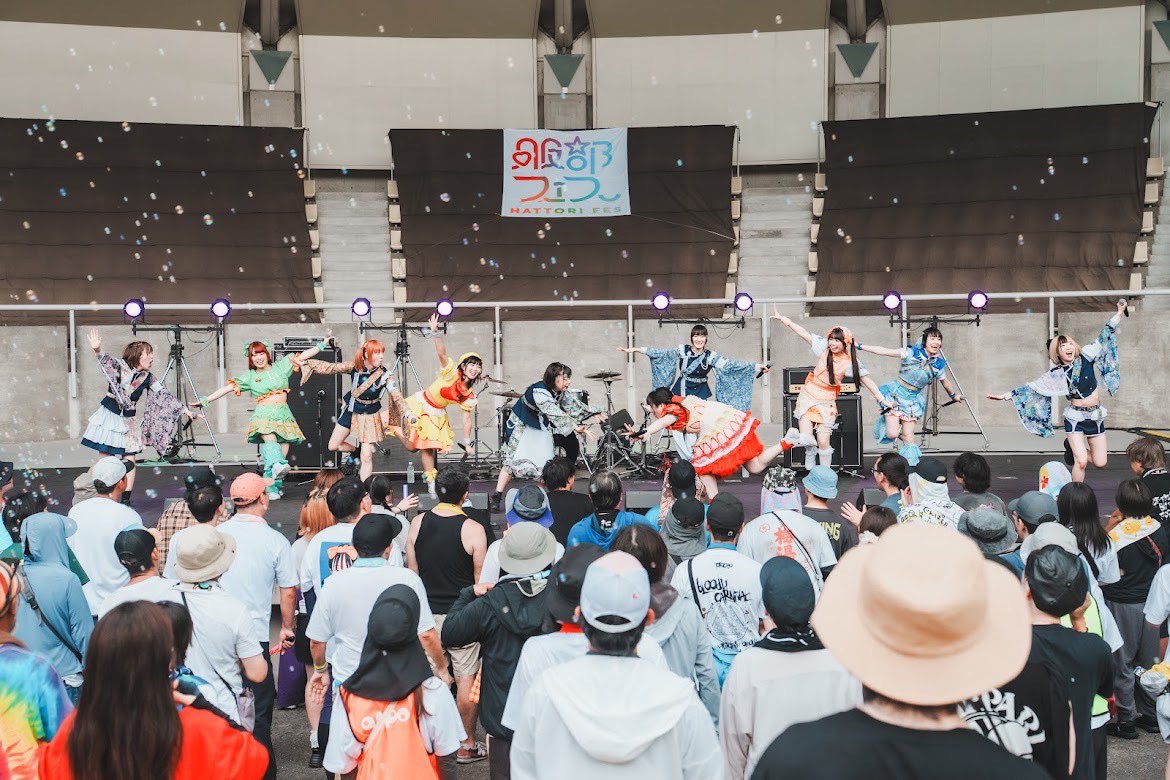 hattorifes_info's tweet photo. 🌈￣￣ #服部フェス2026 ￣￣🌈

7/26 出演⑥
                   「きのホ。」

🌈＿＿＿＿＿＿＿＿＿＿＿＿＿🌈

#服部フェス2026メモリー https://t.co/enYtznS2qn
