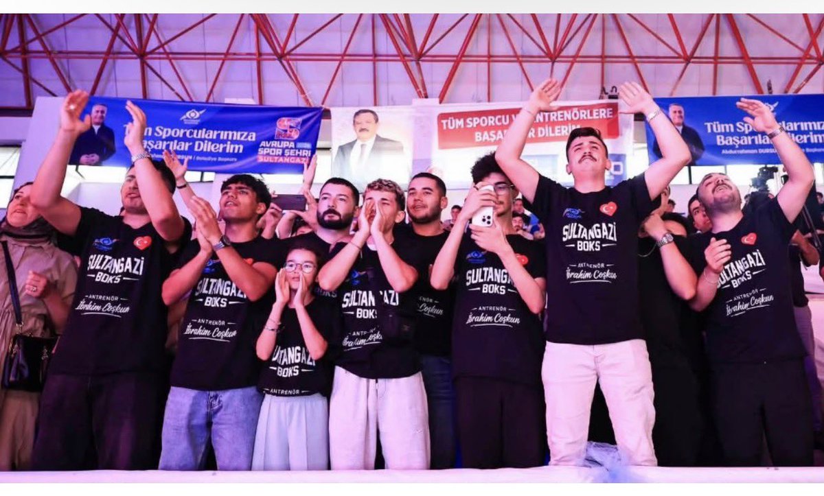 WASEDOSPOR's tweet photo. Tüm Dostlarımızı mehmetçik ilköğretim okuluna bekliyoruz 14:30 🕝 Herşey Sultangazi’yi Daha Güvenilir Bir Ortam Yapmak İçin Çalışıyoruz Geleceğimiz Olan Gençleri Desteklemeye ve İzlemeye Bekliyoruz KİCKBOKS 🥰 @salimkayici  @avadursun @RamazanBingol @sultangazibeled @GSBsporgm https://t.co/2hXBXDJRd4