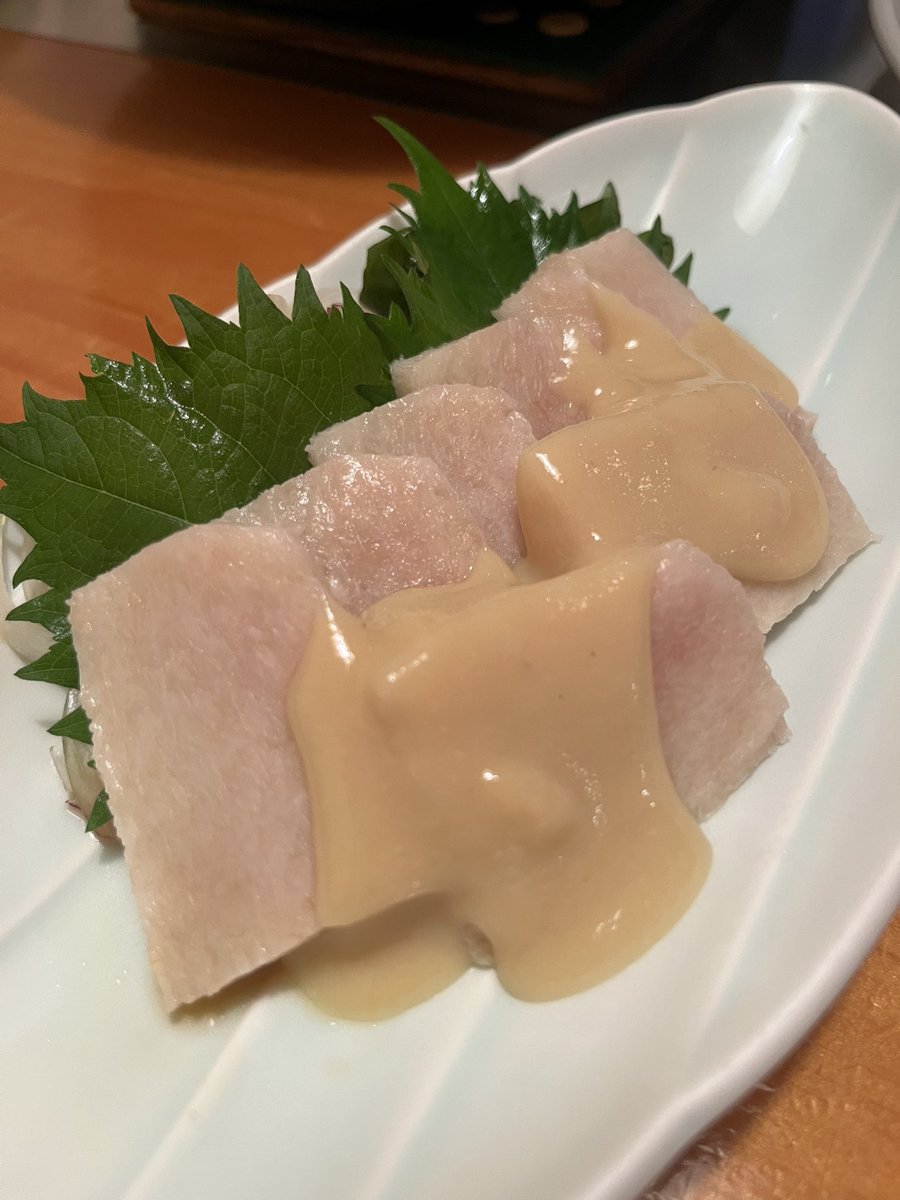 akanesasu_cat's tweet photo. 昨夜は大学時代のミニ同窓会🍻🥂🍶

卒業から30年以上経ち
会ってない時間の方が長いのに
それを感じさせない彼らが尊い✨

岐阜 兵庫 金沢から
わざわざ高知まで
ほんまに ありがとう✨🙏✨

#居酒屋まことや https://t.co/JBcspz0HXd