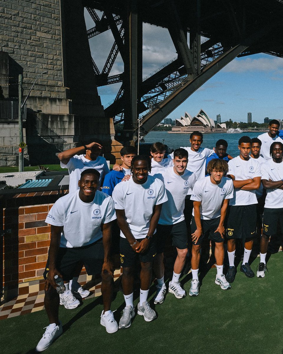 BigIsaiah_01's tweet photo. The boys are in Sydney🇦🇺 

Let's go boys COYB💙💙💙 https://t.co/1oSydARkOW