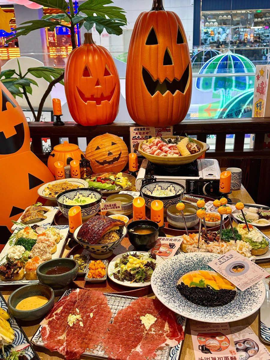 EmileePetersen3's tweet photo. Spooky season is here! Try our limited-time Halloween Pumpkin Risotto – creamy, savory, and full of autumnal vibes. Only available this week at our café! https://t.co/S4P14i5nNQ