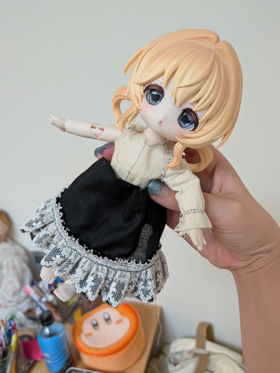ponchankamo's tweet photo. 寝坊したけどちょっとだけ作りに来た👗👒 https://t.co/XmSWjKCp7p