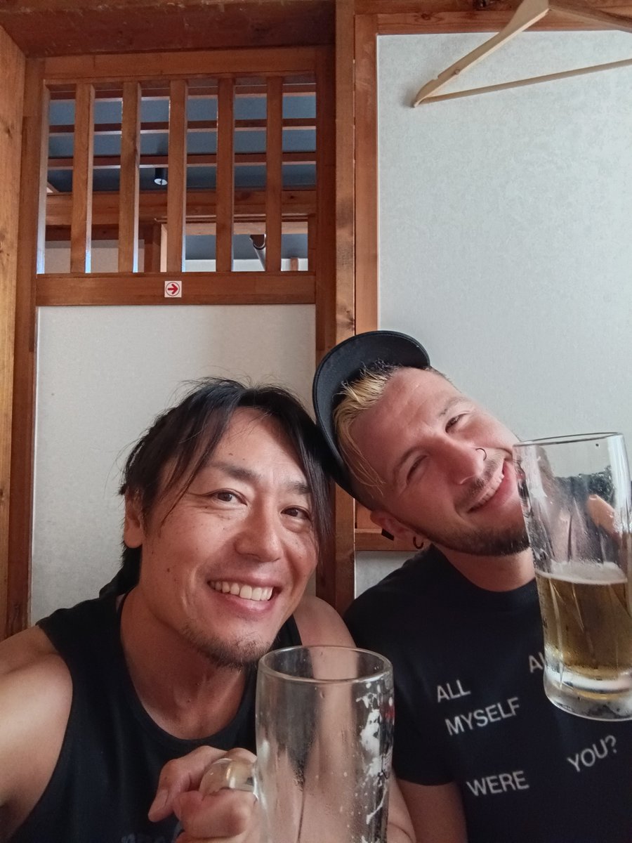 HARASHIMA_DDT's tweet photo. ガッチリ防衛！ビールが美味しい！よし⭐
#ddtpro #FANDORA https://t.co/pSfOZ5z8IU
