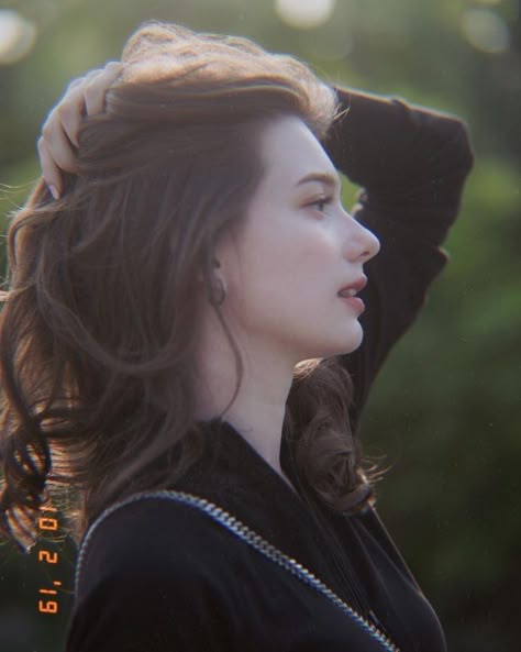 krocks225's tweet photo. Soft light, a confident profile, and a moment paused in time
Loy https://t.co/4TB4Gn6BFf